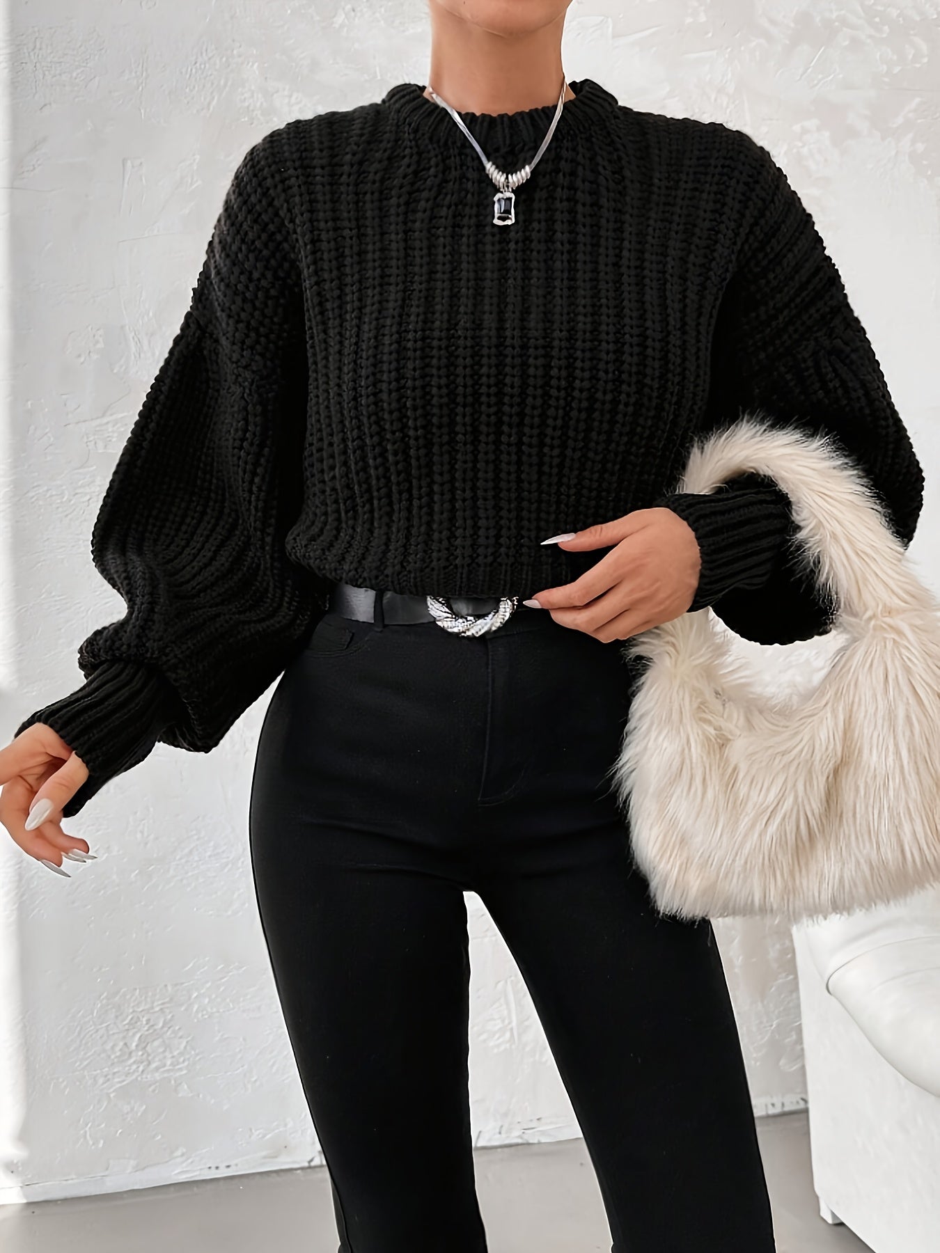 Plus Size - Elegant Lantern Sleeve Crew Neck Solid Color Slim Fit Short Pullover Sweater