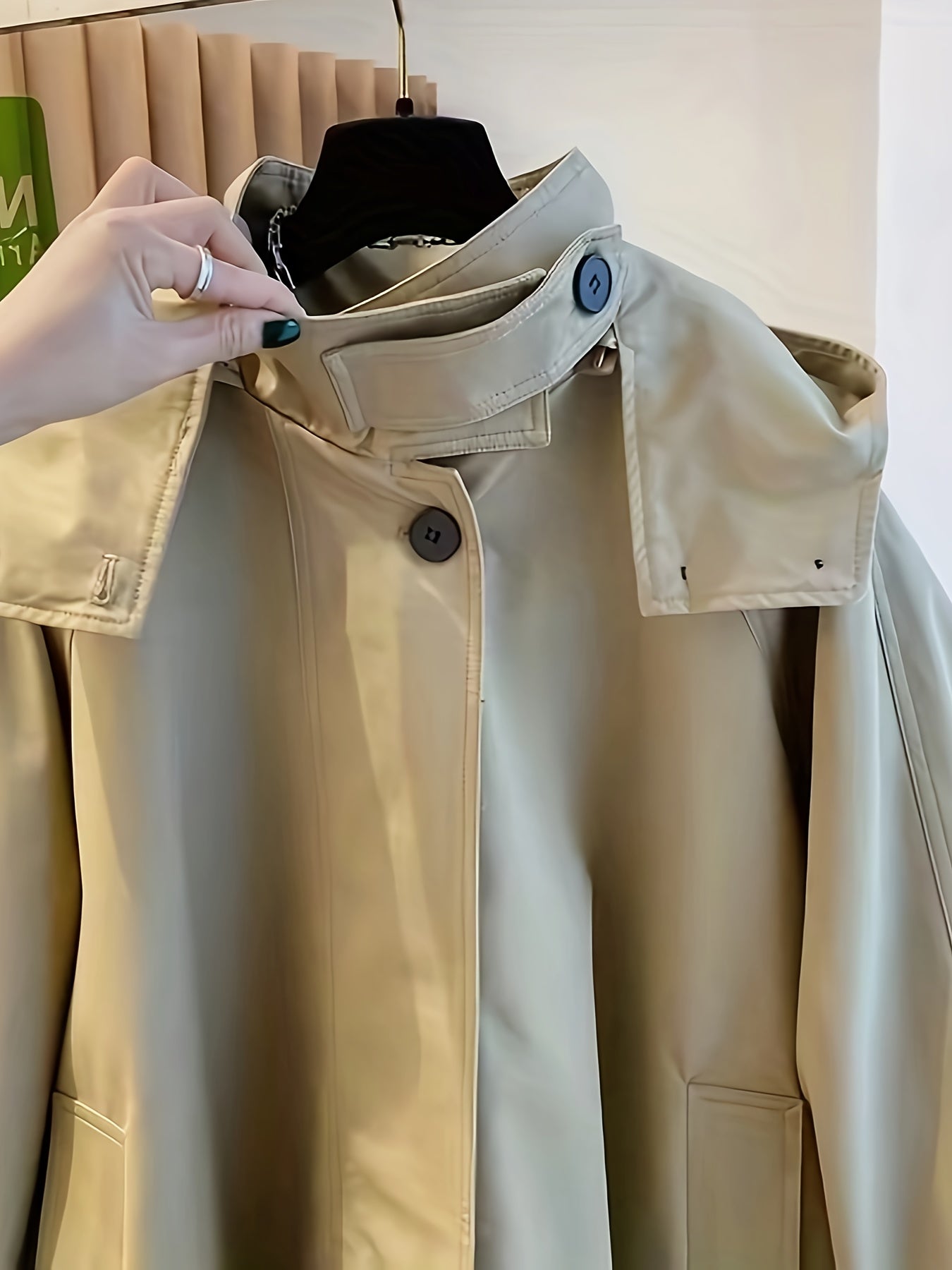 Beige Hooded Jacket Breathable Polyester Women's Long Sleeve Zip-Up Hooded Jacket