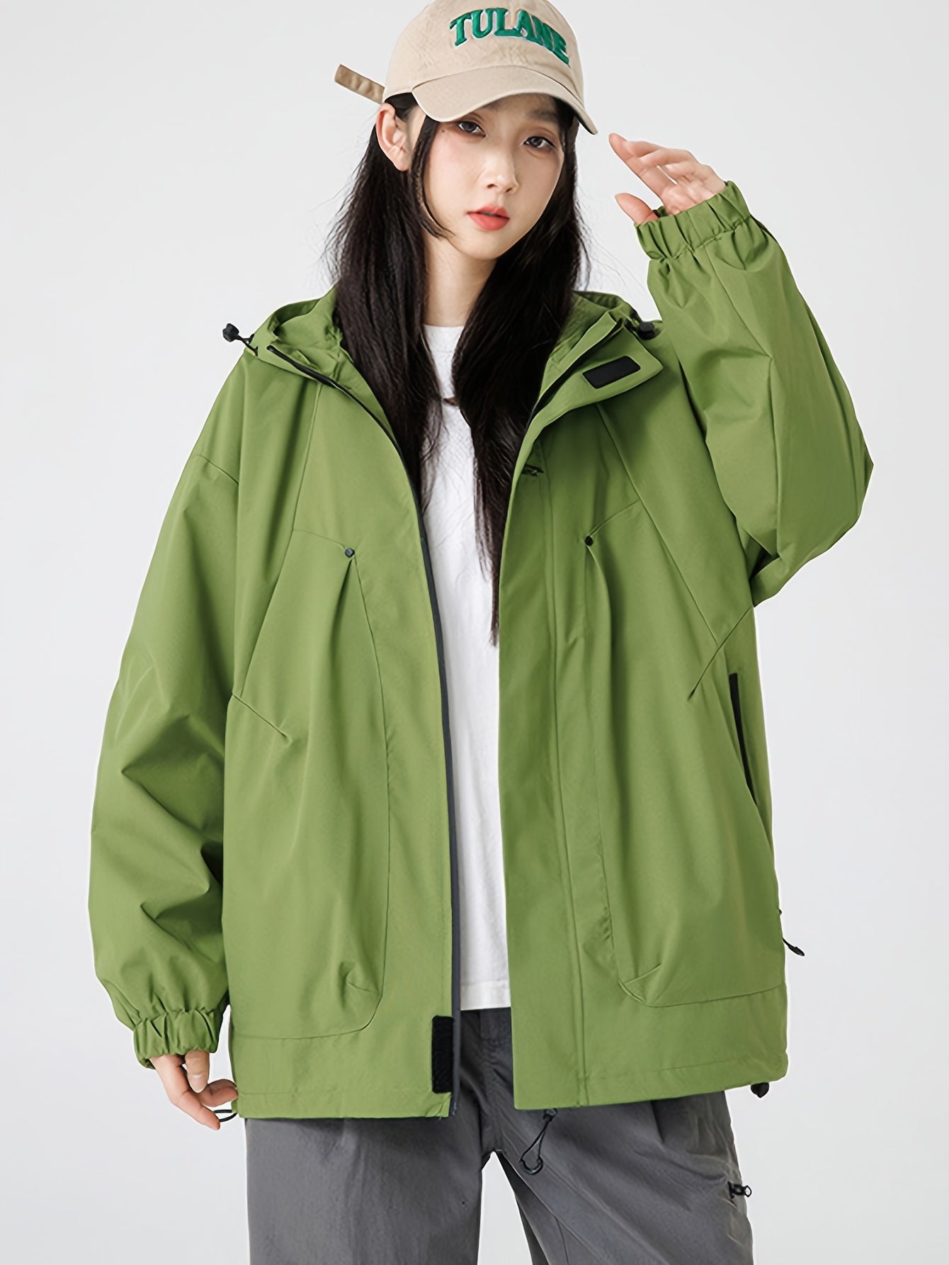 All-Weather Hiking Jacket - & Wind-Resistant Windproof Outdoor Coat with Taped Seams and Adjustable Cuffs