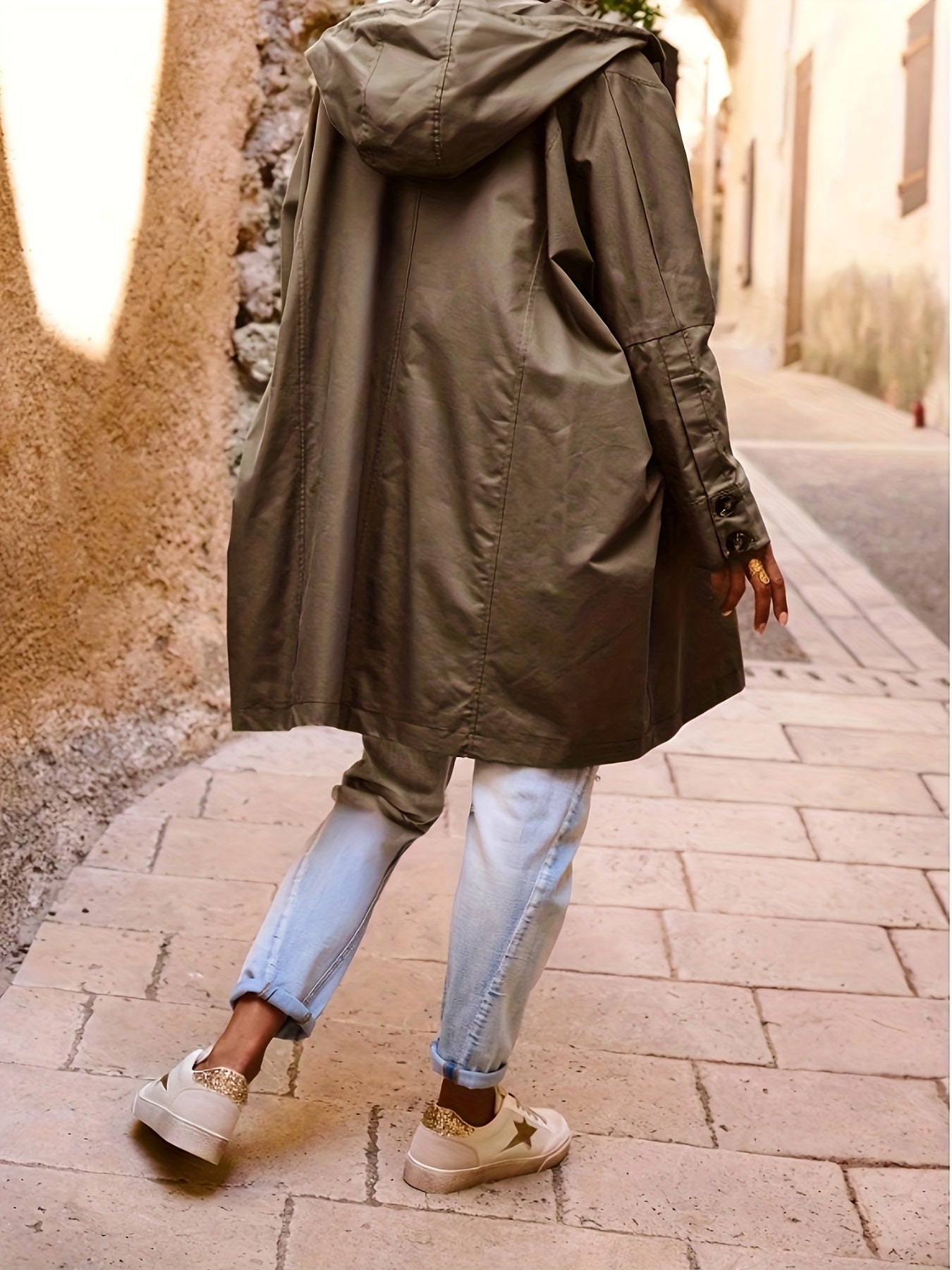 Plus Size, Women's Outdoor Hooded Windbreaker Jacket with Hood, Suitable for Outdoor