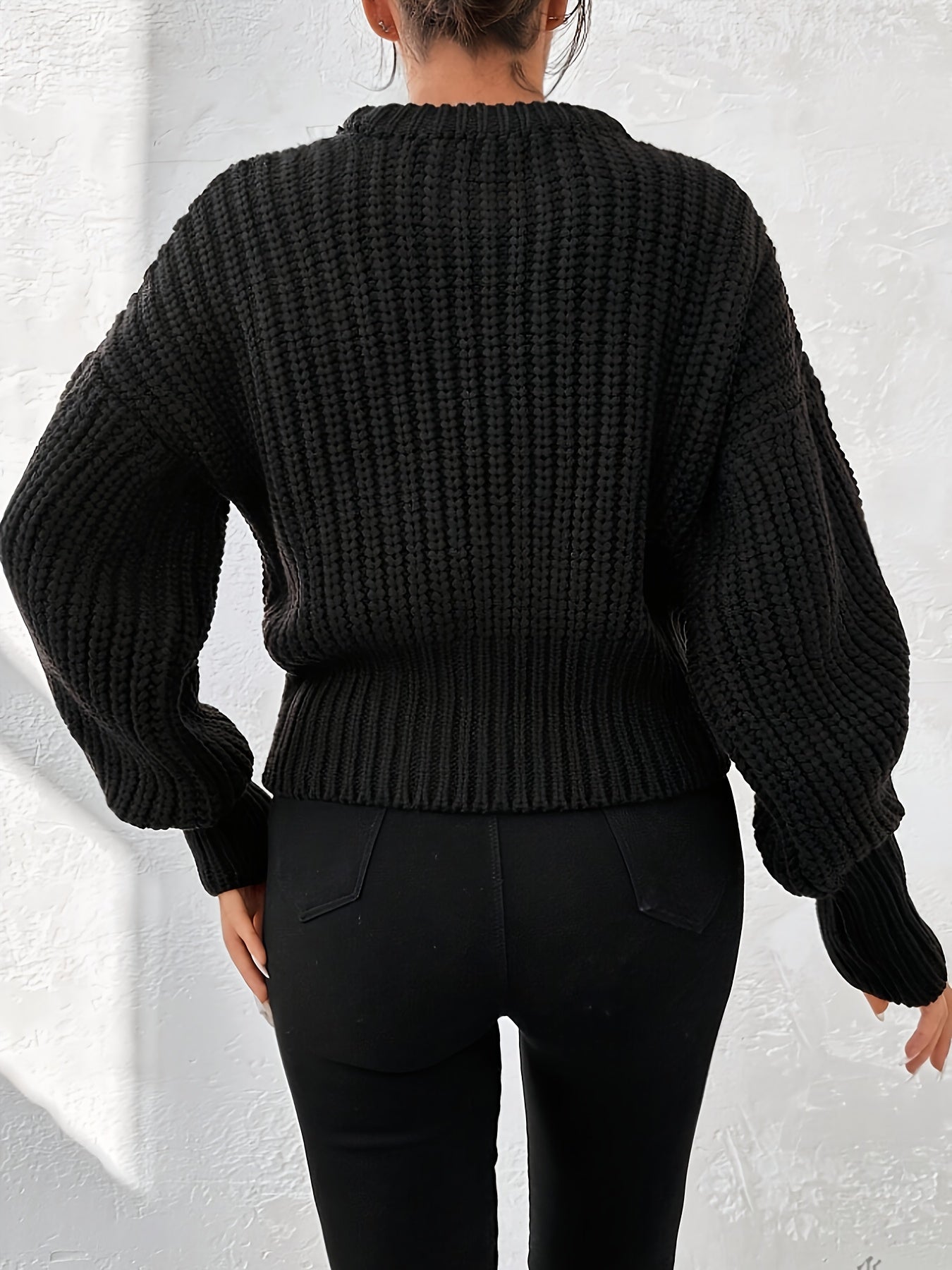 Plus Size - Elegant Lantern Sleeve Crew Neck Solid Color Slim Fit Short Pullover Sweater