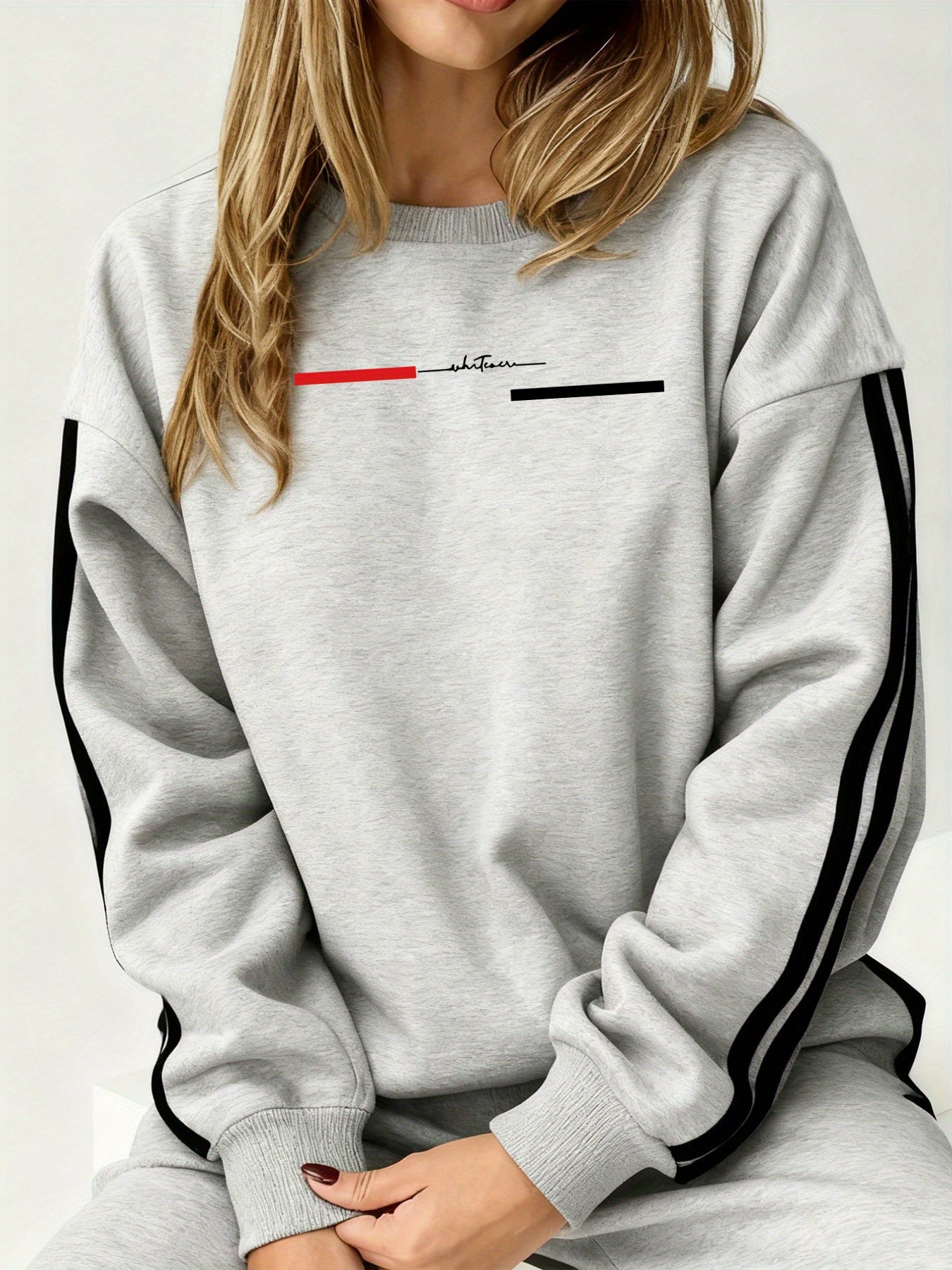 Comfortable and Versatile Women's Clothing, Casual Long-Sleeve Crewneck Sweatshirt with Fun Printed Patterns