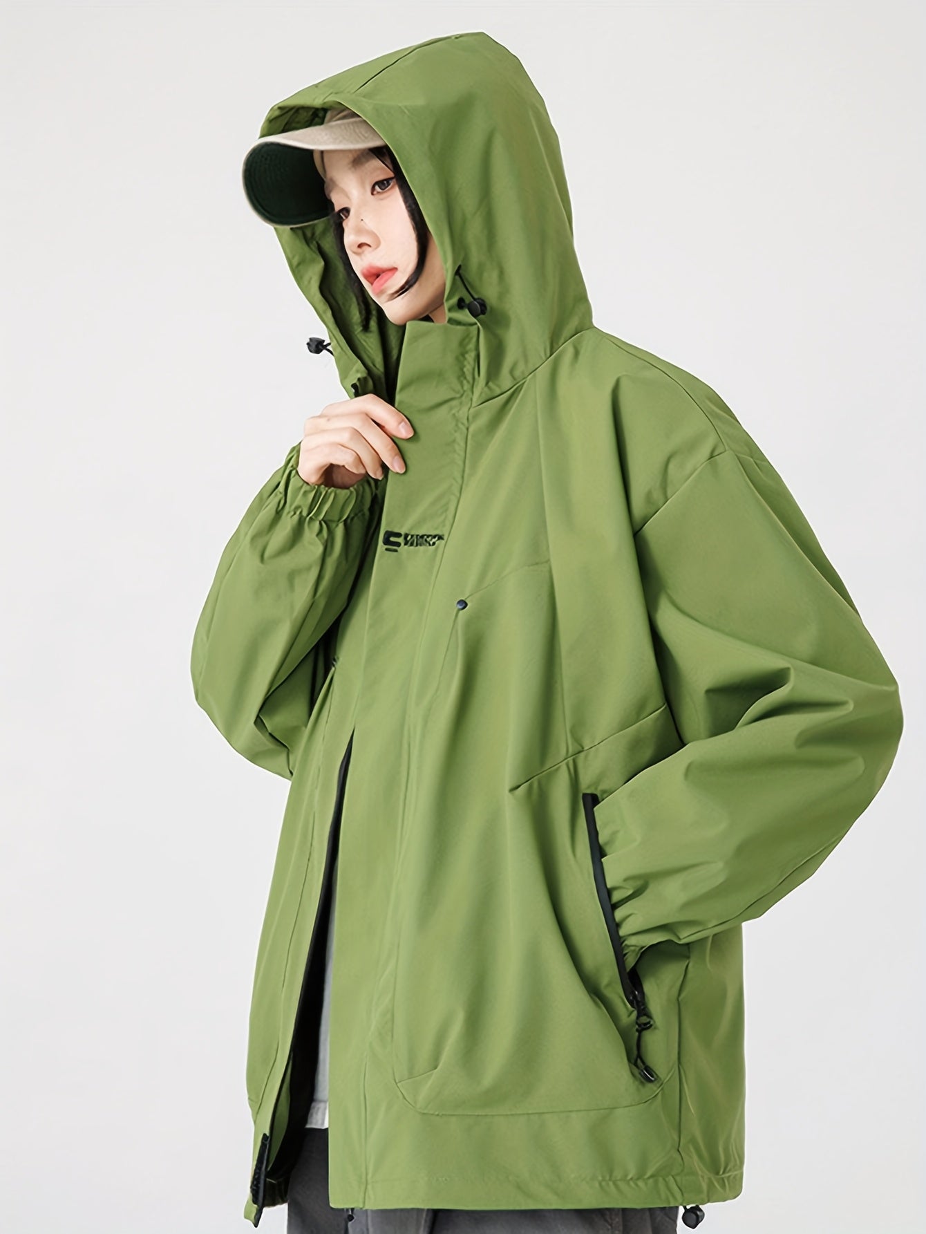 All-Weather Hiking Jacket - & Wind-Resistant Windproof Outdoor Coat with Taped Seams and Adjustable Cuffs