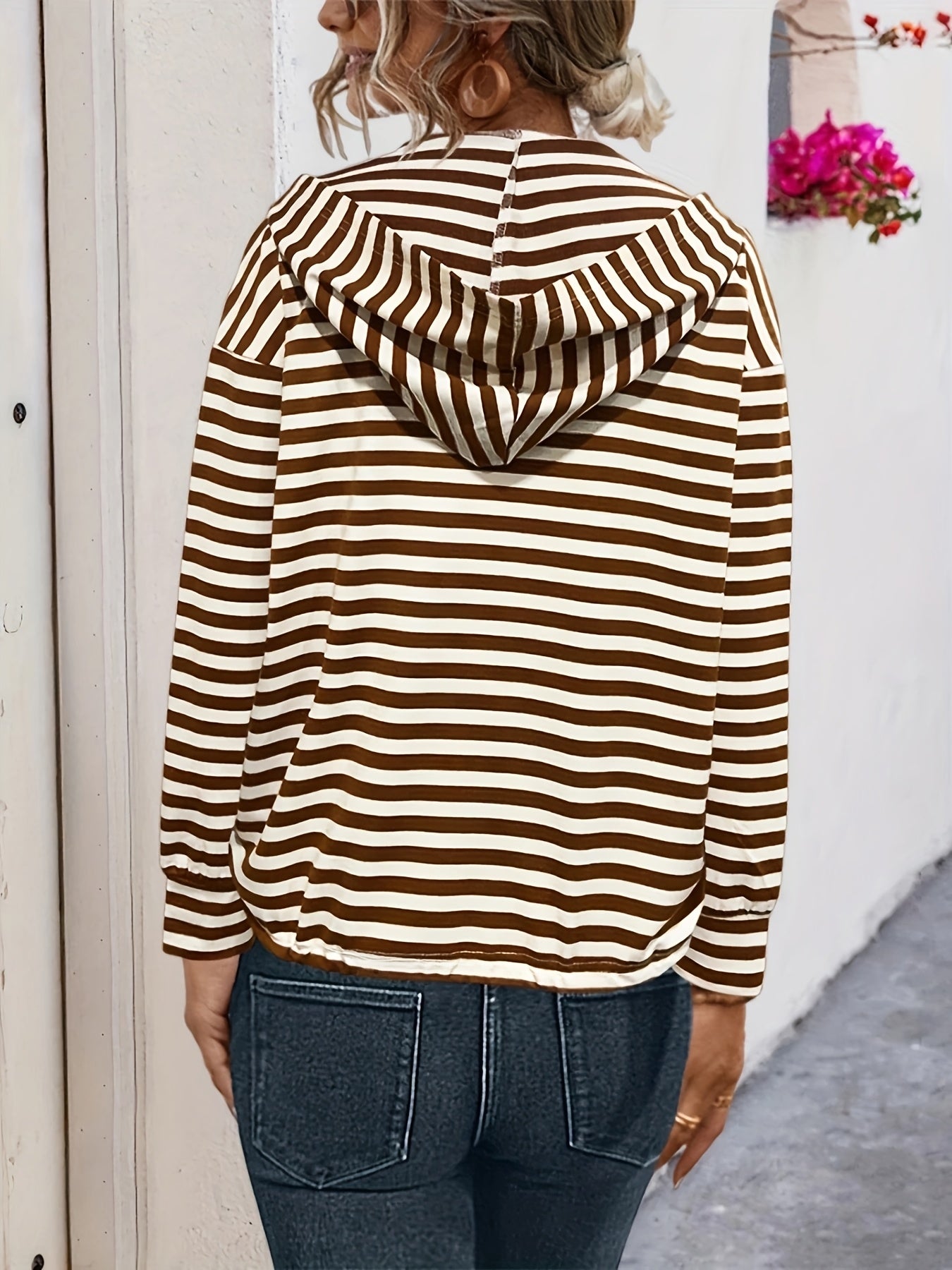 Plus Size - Women'S Plus Size Elegant Striped Hooded Sweatshirt with Drawstring