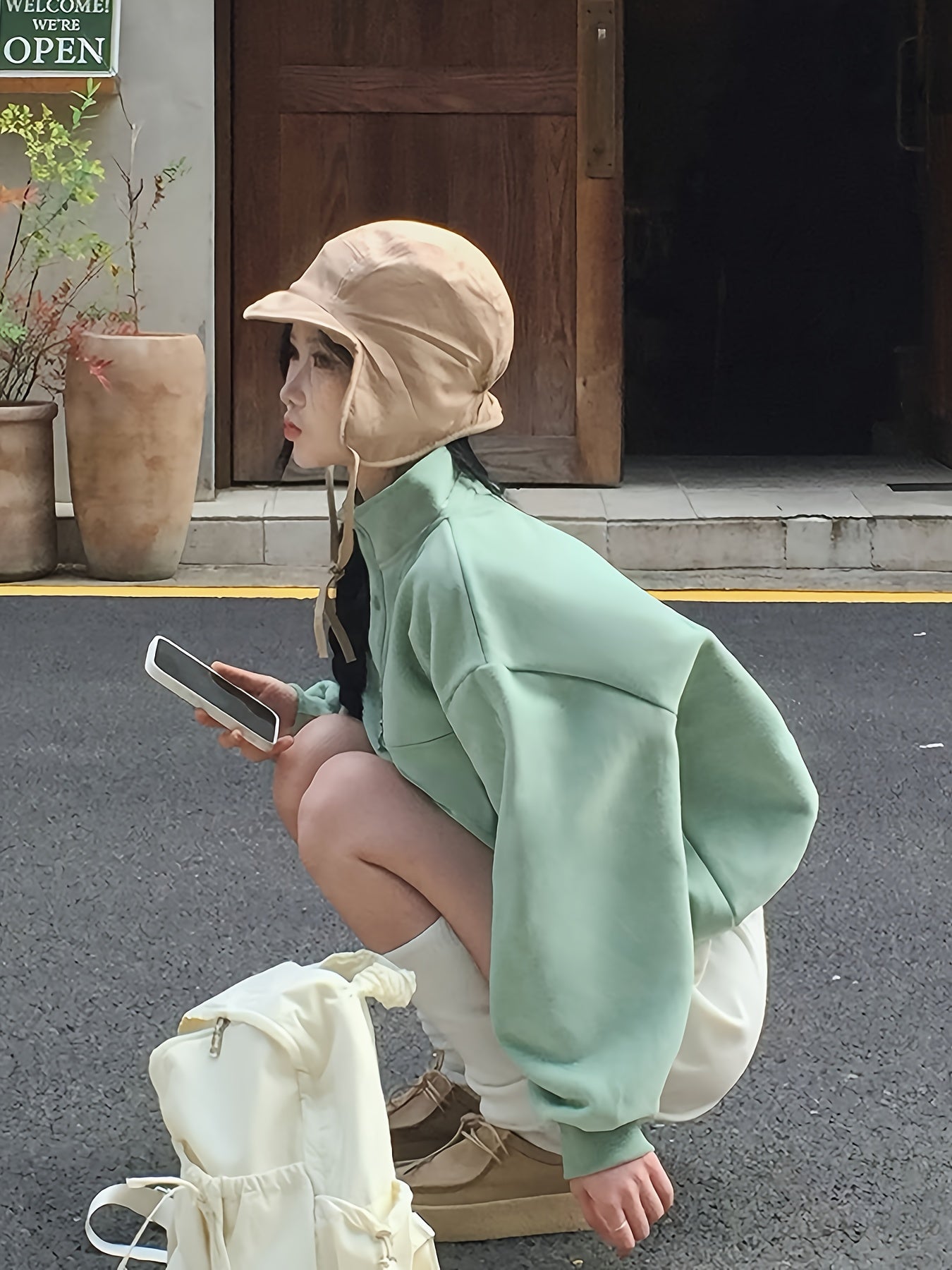 Solid Color Women's Elegant Stand Collar Fleece-Lined Sweatshirt - Long Sleeve Pullover with Pockets