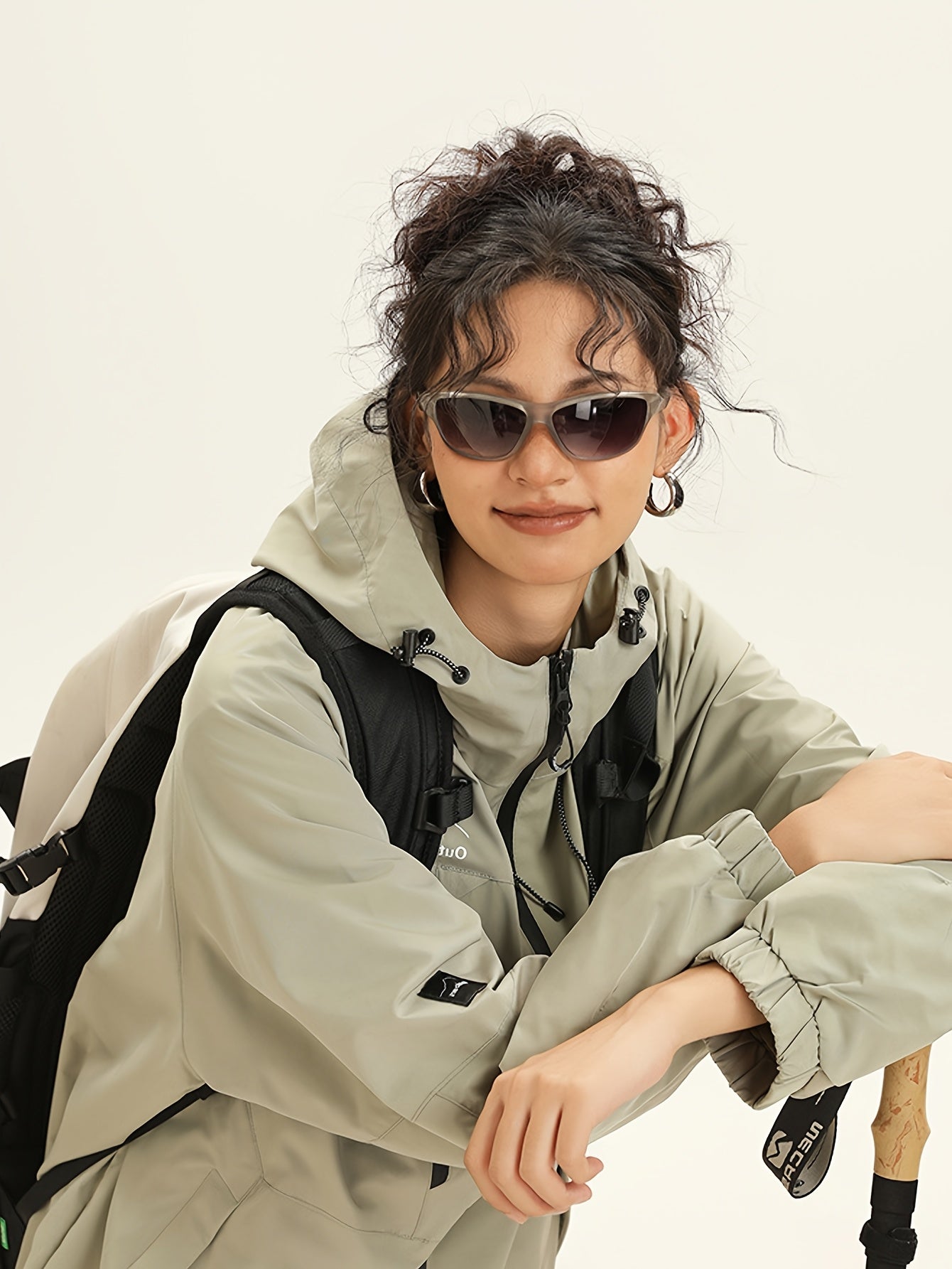 Ultra-Lightweight Foldable Windproof Packable Rain Shell Jacket - All-Season Unisex Loose Fit with Quick-Dry Fabric