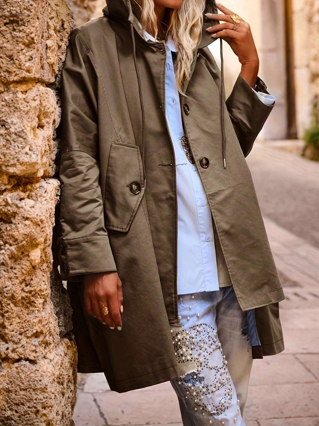 Plus Size, Women's Outdoor Hooded Windbreaker Jacket with Hood, Suitable for Outdoor