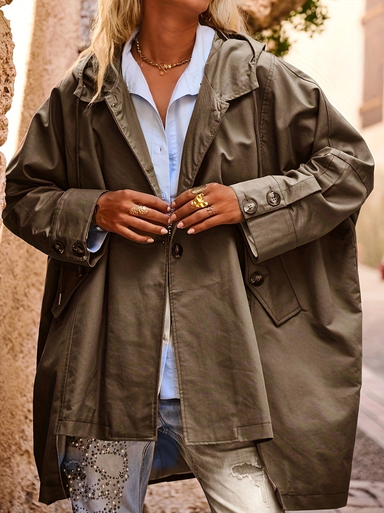 Plus Size, Women's Outdoor Hooded Windbreaker Jacket with Hood, Suitable for Outdoor