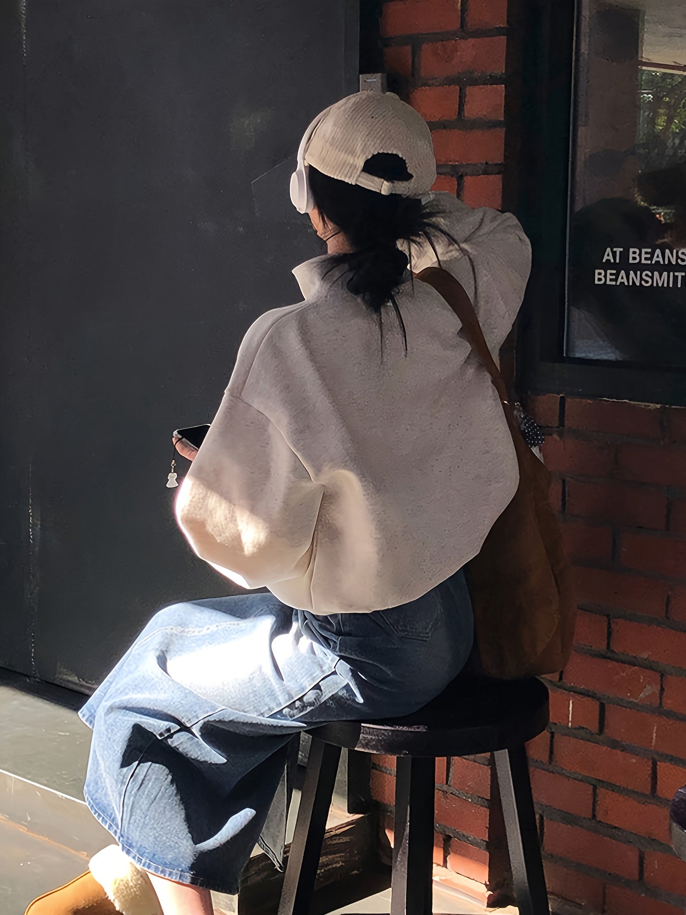 Solid Color Women's Elegant Stand Collar Fleece-Lined Sweatshirt - Long Sleeve Pullover with Pockets